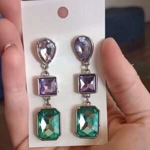 5/20 Elegant Purple and Green Drop Earrings